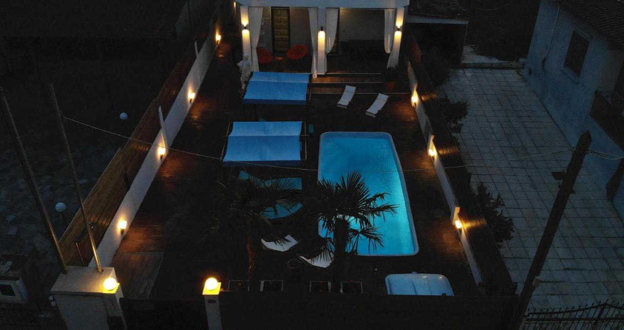 Villa Azzuro Ground Floor Nea Kallikrateia Bagian luar foto